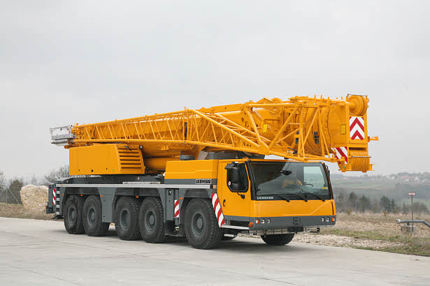 Самоходный автокран Liebherr LTM 1220-5.2 Самоходный автокран Liebherr LTM 1220-5.2