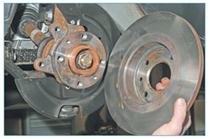 zamena-diska-per-almera-5.jpg