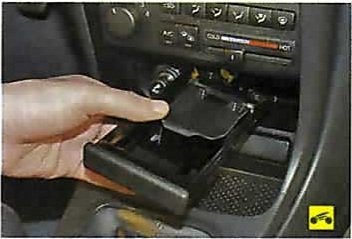 Nissan Almera Classic. ОРГАНЫ УПРАВЛЕНИЯ. ПАНЕЛЬ ПРИБОРОВ