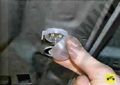 Nissan Almera Classic. ОСВЕЩЕНИЕ, СВЕТОВАЯ И ЗВУКОВАЯ СИГНАЛИЗАЦИЯ. ЗАМЕНА ЛАМП