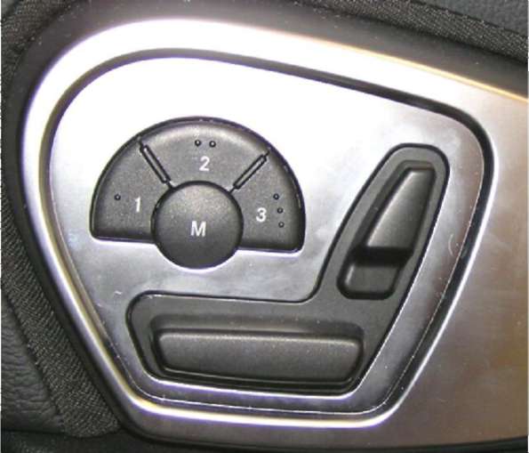 4.4 Сиденья Mercedes-Benz W164 (ML Class)
